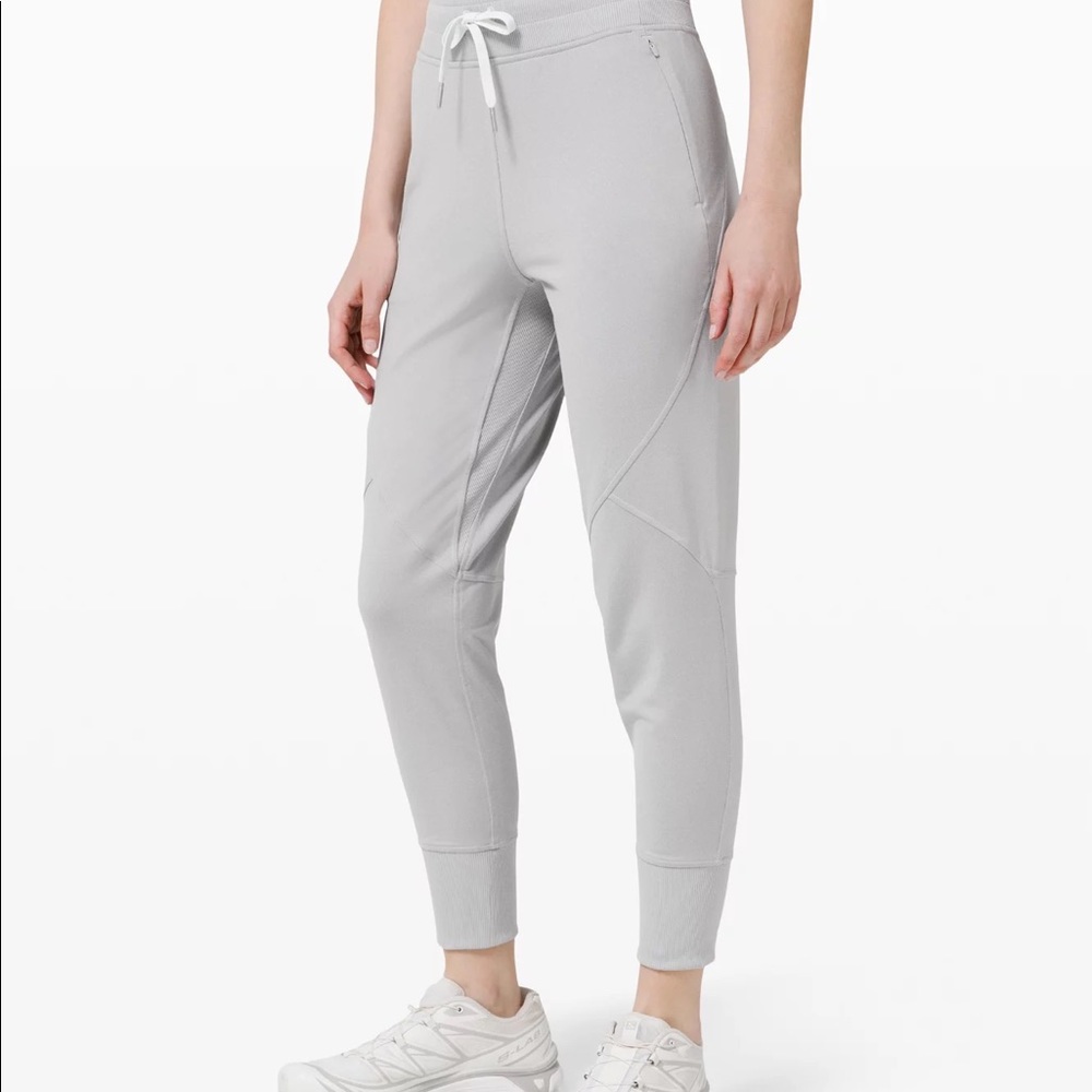 Lululemon Metro Miles Joggers Sweatpants Pants